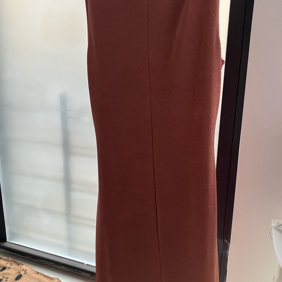 MINKPINK Elegant Rust Sleeveless Dress - Picture 6 of 6